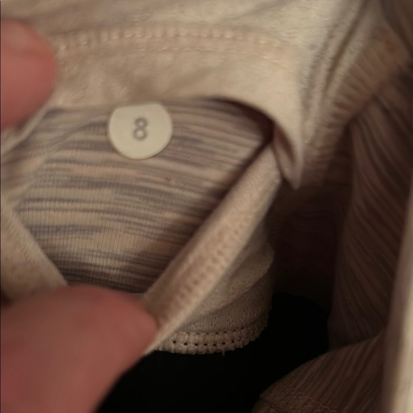 lululemon athletica Black and Blush Pink Athletic Shorts, size 8 - Picture 4 of 4